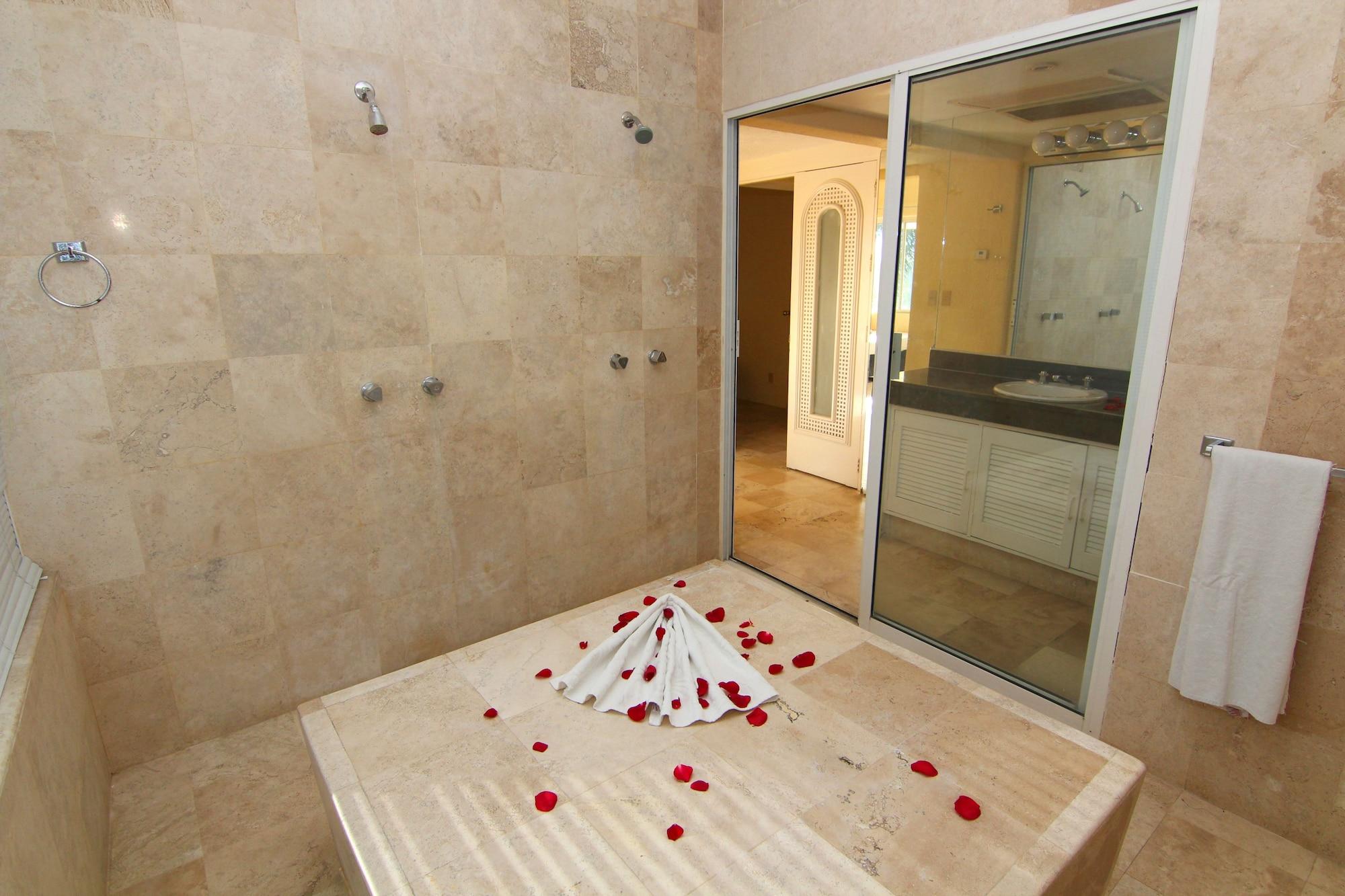 Hotel Villamar Princesa Suites อากาปุลโก ภายนอก รูปภาพ